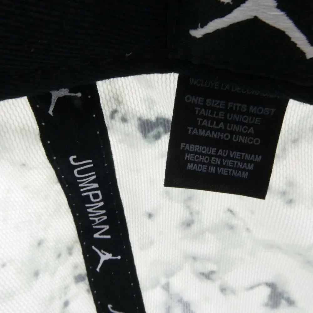 Air Jordan Hat Men White Black Seasonal Print Jumpman Snap Back Cap -RARE-